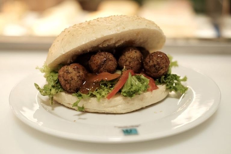 Cafeteria in der langen Gasse wieder geöffnet